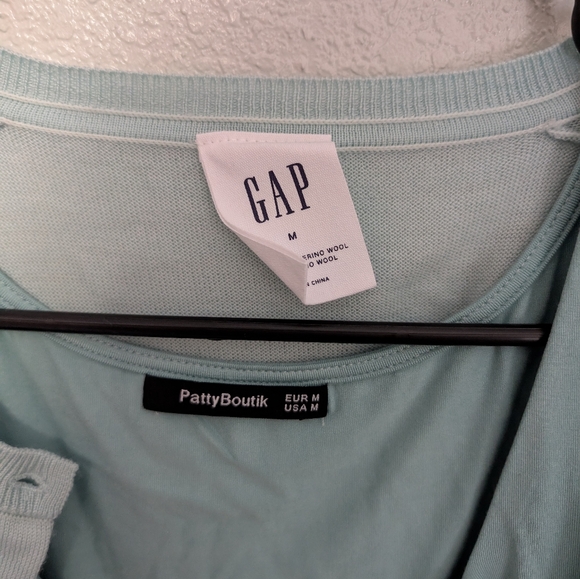 Sweater set, cardigan and tank, size medium - Picture 2 of 5